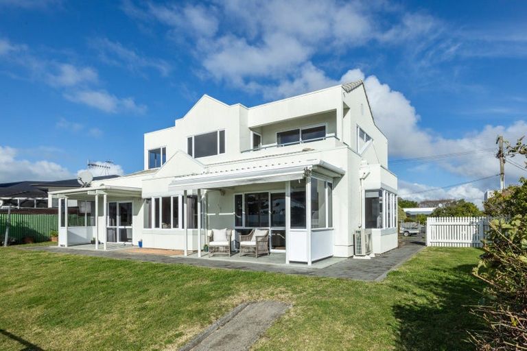 Photo of property in 7 Charles Street, Westshore, Napier, 4110