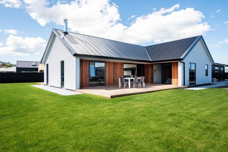 Photo of property in 19 Franks Place, Outram, 9019