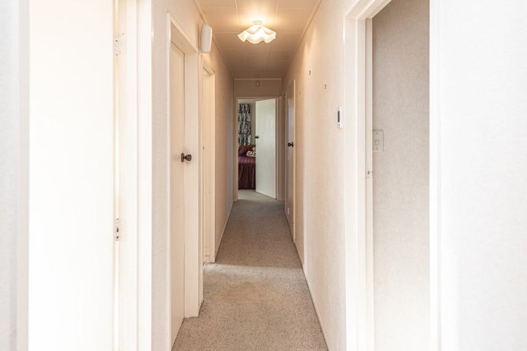 Photo of property in 14 Hood Street, Castlecliff, Whanganui, 4501