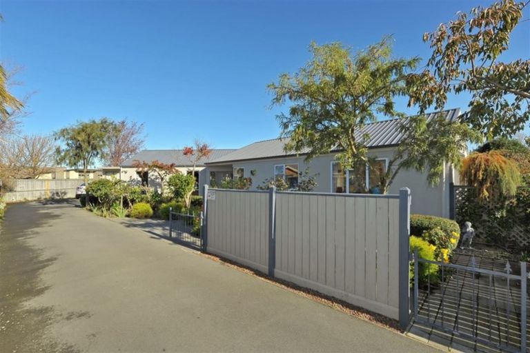 Photo of property in 42 Country Palms Drive, Halswell, Christchurch, 8025