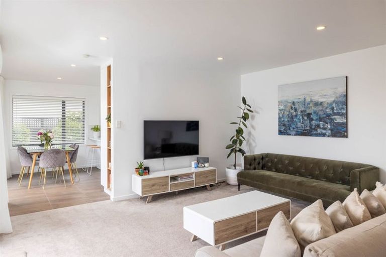 Photo of property in 87 Beachville Road, Redcliffs, Christchurch, 8081