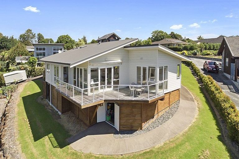 Photo of property in 54 Riverview Road, Kerikeri, 0230