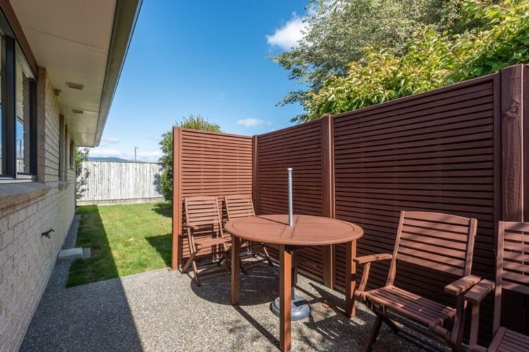 Photo of property in 11 Ian Peter Way, Otaki, 5512