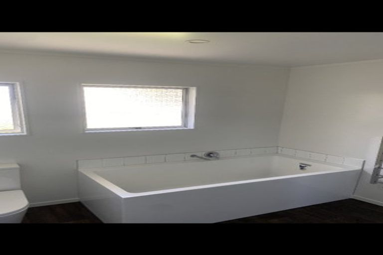 Photo of property in 18 Riley Place, Fitzroy, Hamilton, 3206