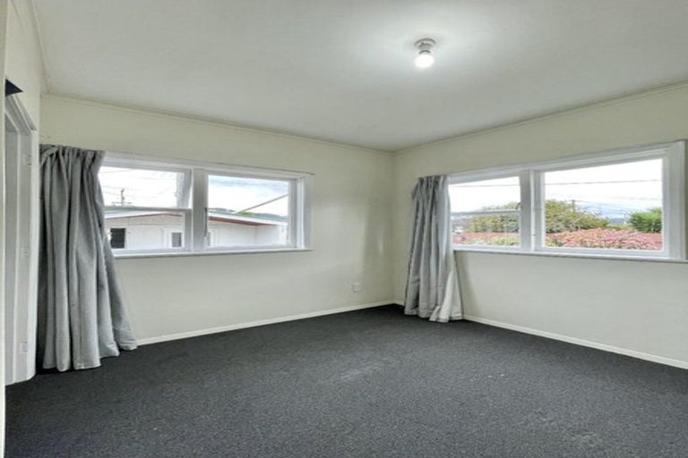 Photo of property in 72 Miro Street, Trentham, Upper Hutt, 5018