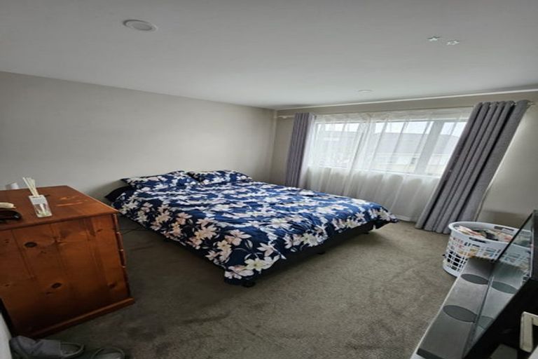 Photo of property in 21 Johns Creek Crescent, Silverdale, 0932
