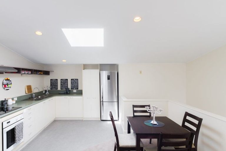 Photo of property in Dixonlane Apartments, 11/7 Feltex Lane, Te Aro, Wellington, 6011