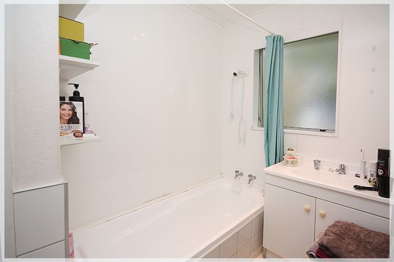 Photo of property in 18a Vogel Street, Levin, 5510