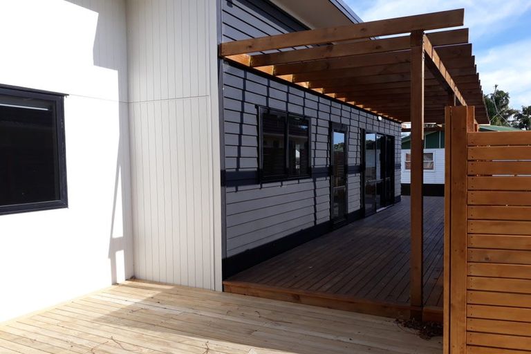 Photo of property in 16a Mickle Street, Te Atatu South, Auckland, 0610