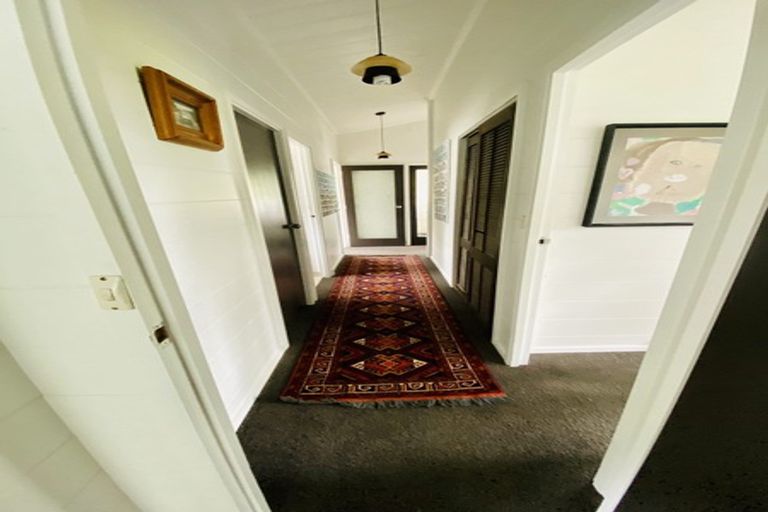 Photo of property in 32 Evans Pass Road, Sumner, Christchurch, 8081