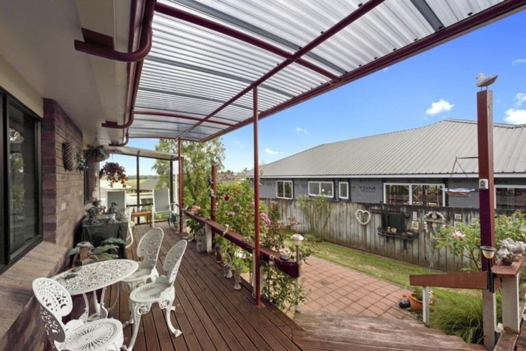 Photo of property in 7 Silhouette Way, Western Heights, Hamilton, 3200