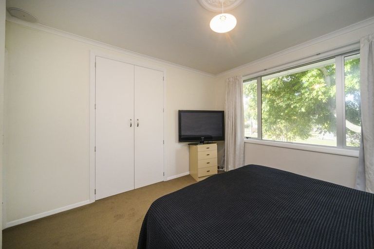 Photo of property in 2 Belmont Place, Terrace End, Palmerston North, 4410