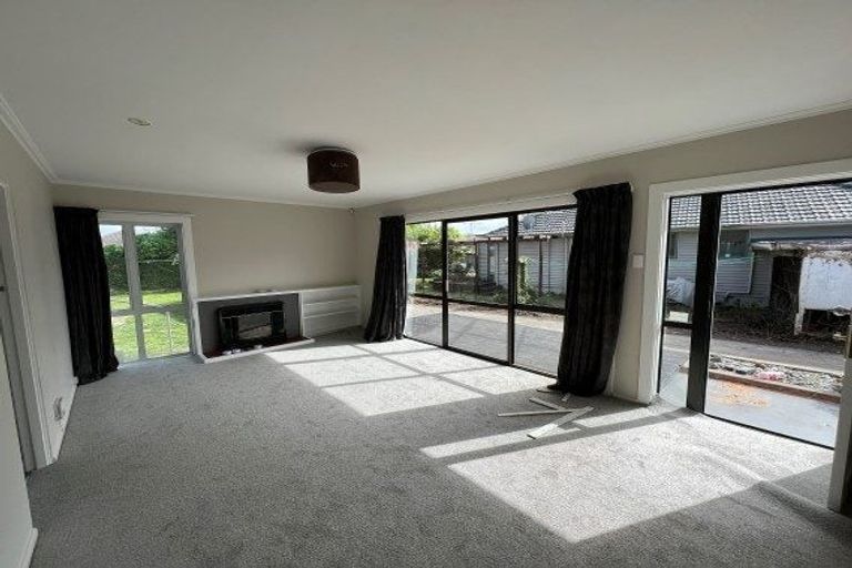 Photo of property in 5 Wayside Avenue, Burnside, Christchurch, 8053