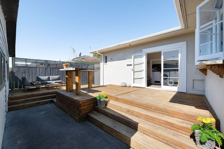 Photo of property in 33 Mission Street, Waterloo, Lower Hutt, 5011