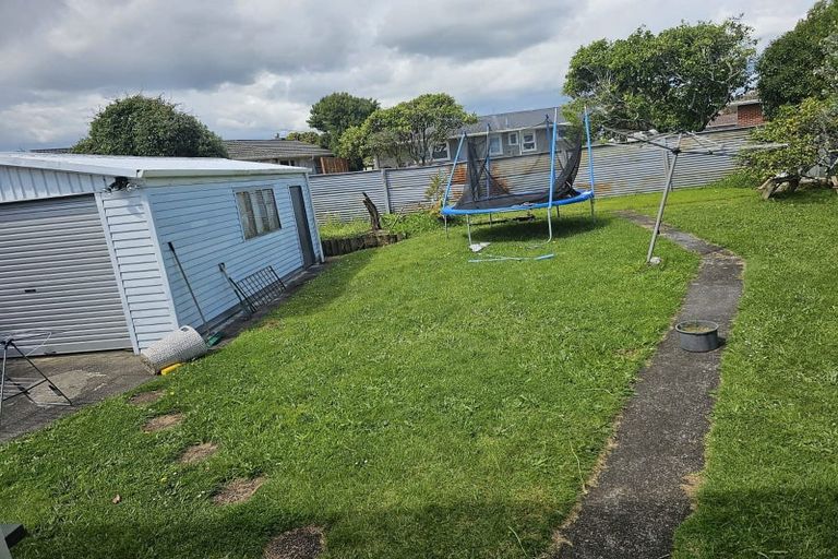 Photo of property in 23 Gainsborough Street, Manurewa, Auckland, 2102