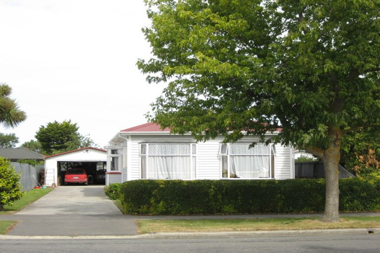 Photo of property in 22 Tilford Street, Woolston, Christchurch, 8062