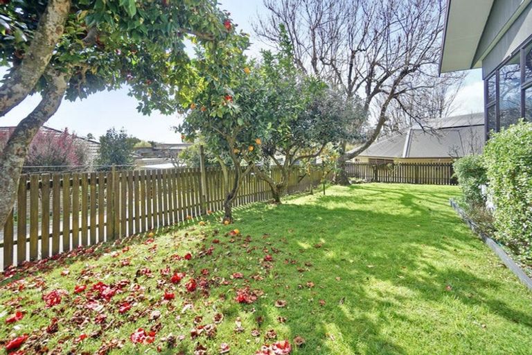 Photo of property in 8 Dowman Place, Te Puke, 3119