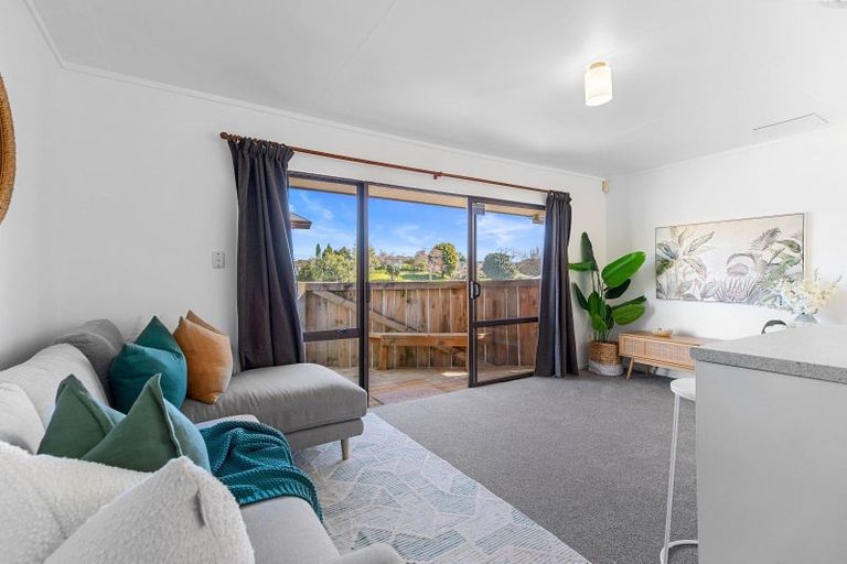 Photo of property in 21a Arawata Avenue, Welcome Bay, Tauranga, 3112