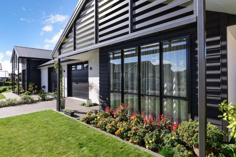 Photo of property in 32 Easby Way, Flagstaff, Hamilton, 3210