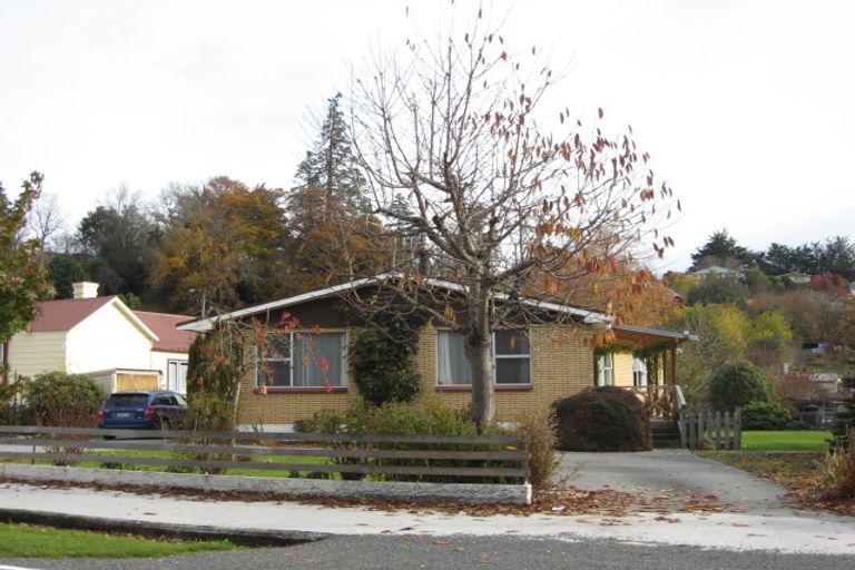 Photo of property in 24 Whitehaven Street, Lawrence, 9532