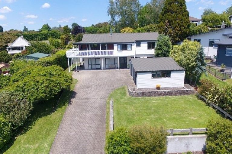 Photo of property in 10 Lindoch Avenue, Te Puna, Tauranga, 3174