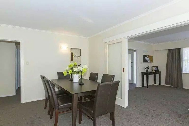 Photo of property in 51 Laings Road, Hutt Central, Lower Hutt, 5010