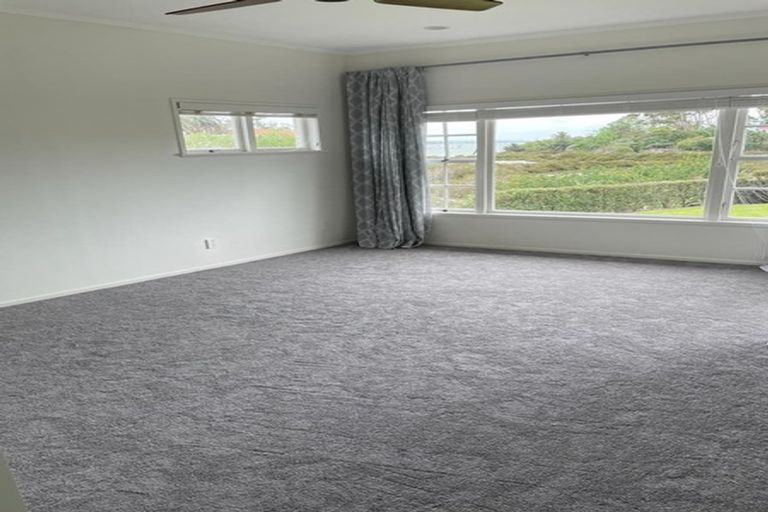 Photo of property in 12 Dowling Place, Pakuranga, Auckland, 2010