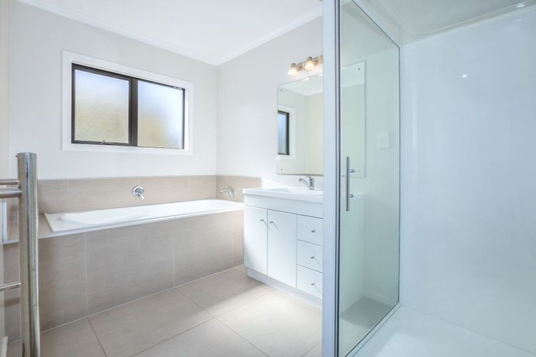 Photo of property in 25 Kaimai Place, Aotea, Porirua, 5024