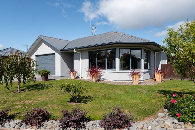 Photo of property in 26 Diomede Glade, Flagstaff, Hamilton, 3210