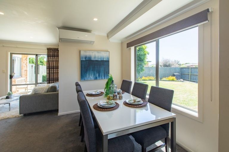 Photo of property in 15 Corsair Place, Melville, Hamilton, 3206