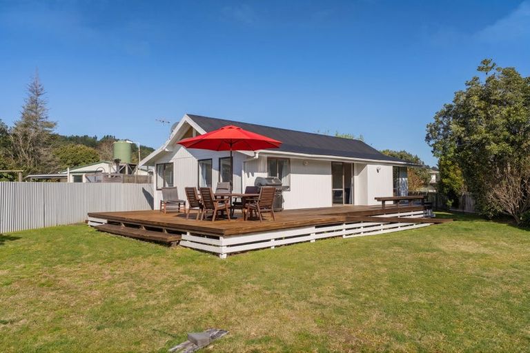 Photo of property in 64 Oyster Drive, Cooks Beach, Whitianga, 3591