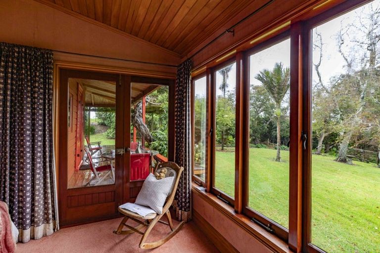 Photo of property in 250 Taurangaruru Road, Karioitahi, Waiuku, 2683