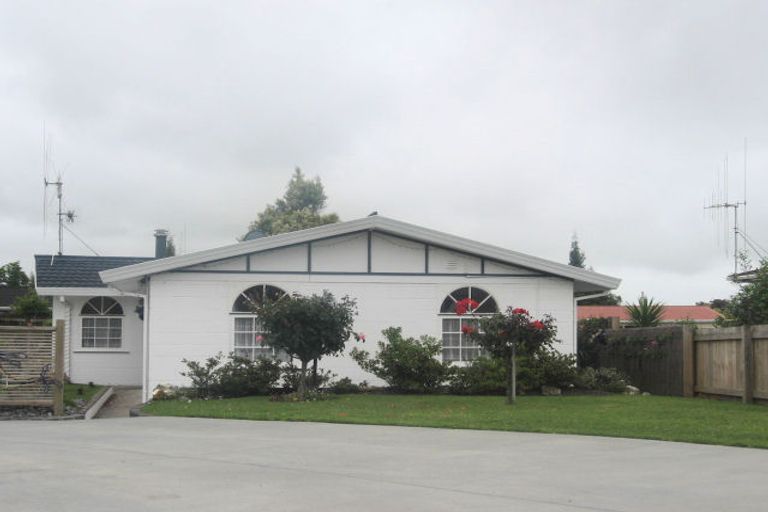 Photo of property in 9 Aran Place, Te Puke, 3119