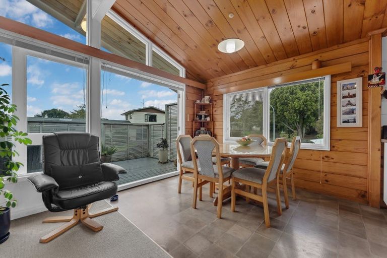 Photo of property in 14 Churchill Street, Pukekohe, 2120