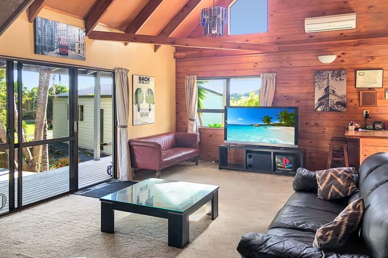 Photo of property in 68 Skudders Beach Road, Kerikeri, 0294