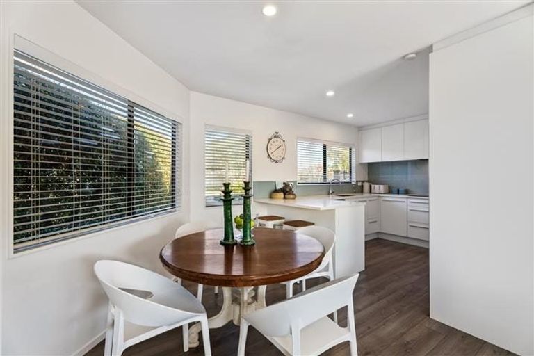 Photo of property in 2b Tokomaru Street, Orakei, Auckland, 1071