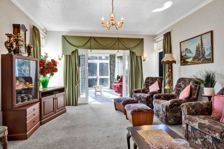 Photo of property in 74 South Road, Manaia, 4612