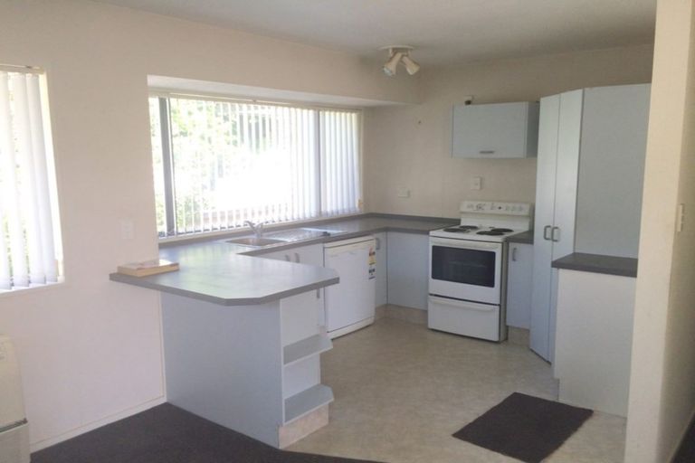 Photo of property in 2/38 Yardley Street, Avonhead, Christchurch, 8042