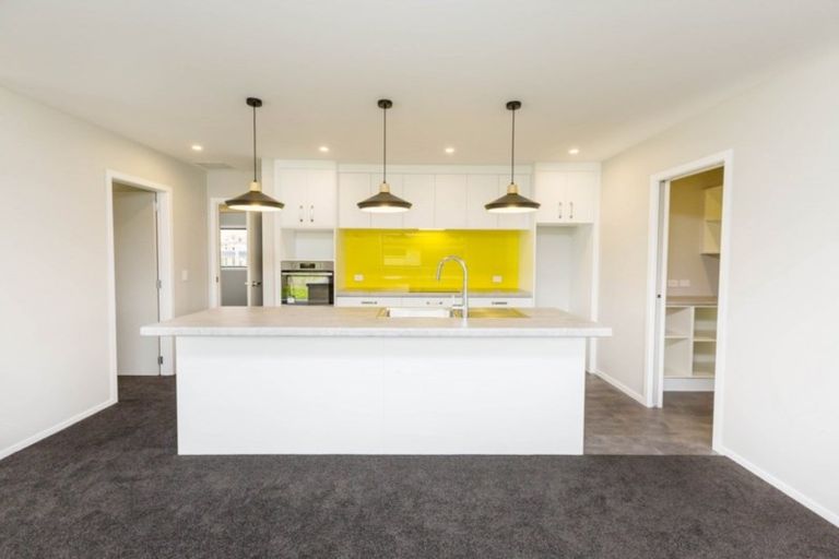 Photo of property in 22 Filmer Crescent, Wallaceville, Upper Hutt, 5018