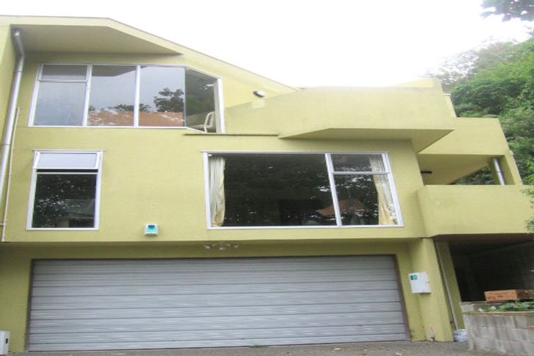 Photo of property in 9 Bank Road, Northland, Wellington, 6012