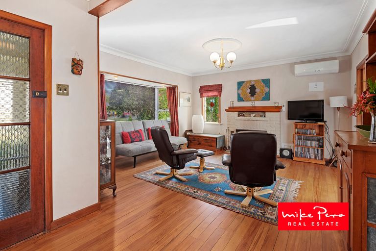 Photo of property in 1 Lovatt Crescent, Kensington, Whangarei, 0112