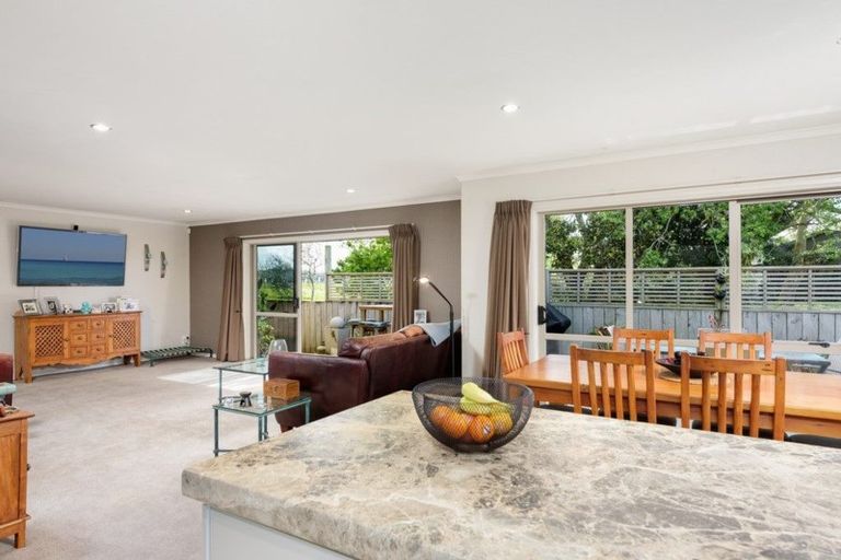 Photo of property in 74b Simpson Road, Papamoa Beach, Papamoa, 3118