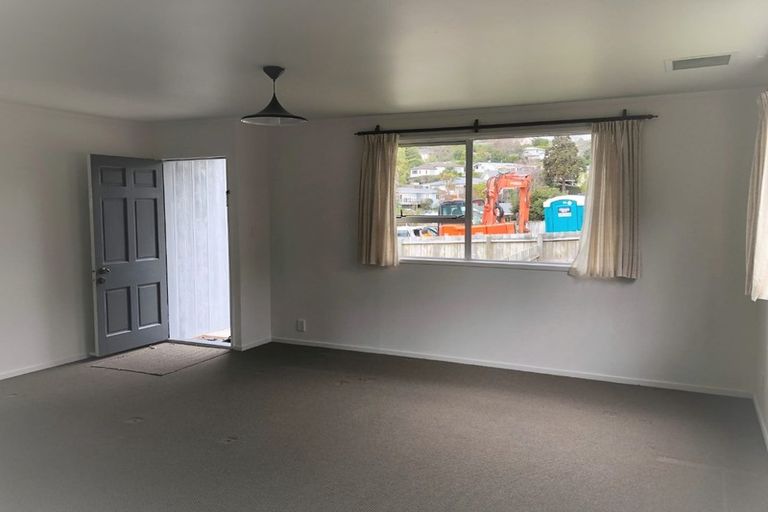 Photo of property in 62-64 Moore Street, Hillcrest, Auckland, 0627