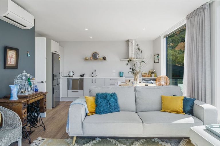 Photo of property in 25g Walkers Road, Lyttelton, 8082