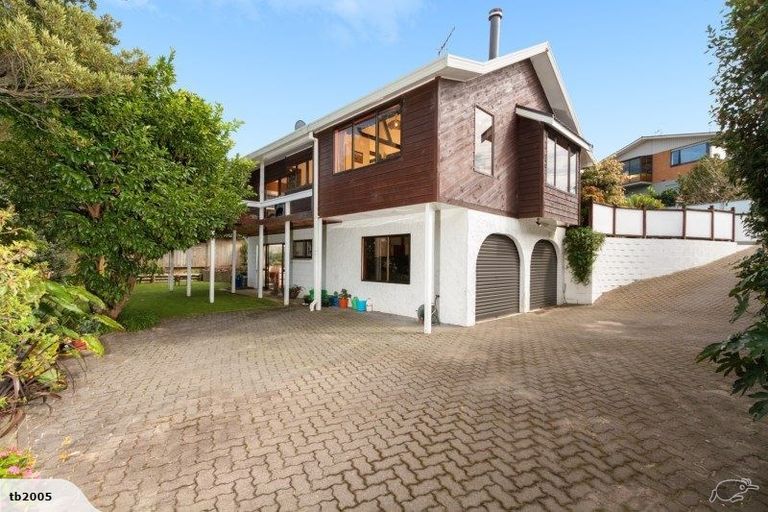 Photo of property in 8 Sunny Bay Road, Matua, Tauranga, 3110