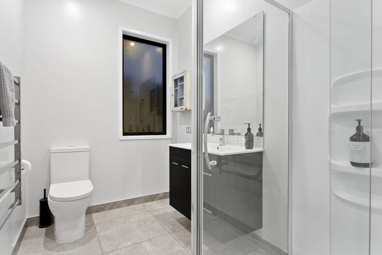 Photo of property in 23 Ian Morrison Road, Hobsonville, Auckland, 0616