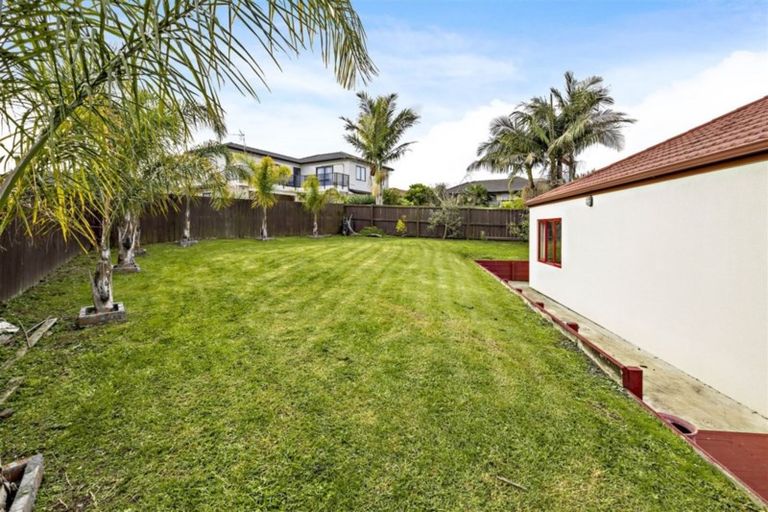 Photo of property in 73 Rathmar Drive, Manurewa, Auckland, 2105