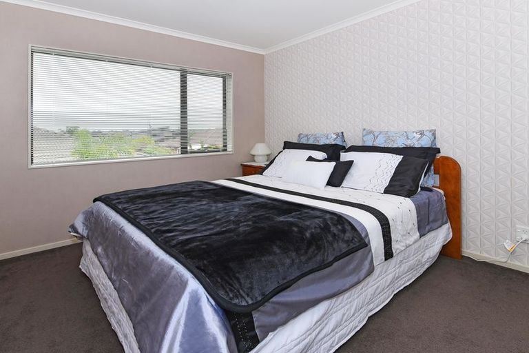Photo of property in 9 Girvan Terrace, Wattle Downs, Auckland, 2103