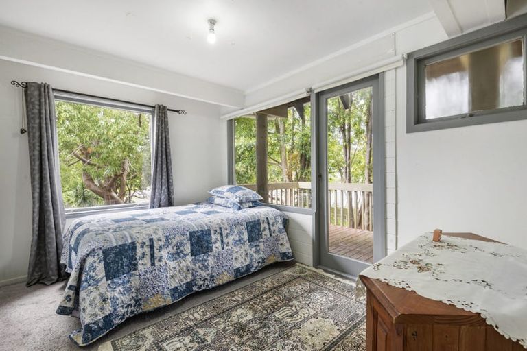 Photo of property in 9 Poplar Road, Stanmore Bay, Whangaparaoa, 0932