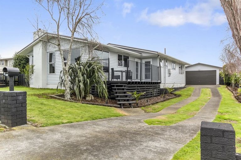 Photo of property in 3 Erica Place, Bell Block, New Plymouth, 4312
